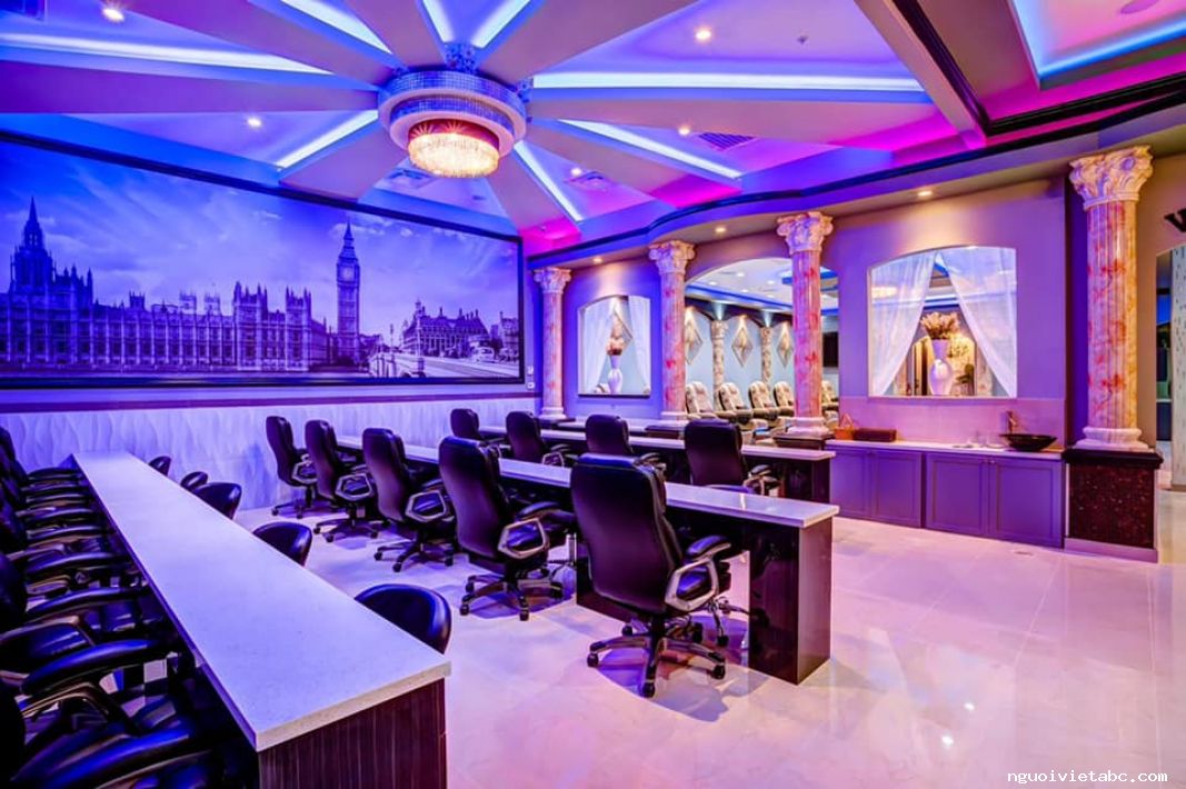 Cần bán tiệm nail luxury